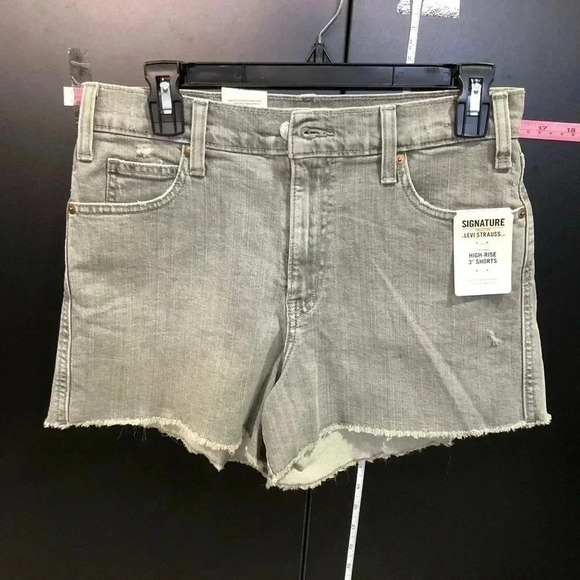 Levi Strauss Signature Denim shorts high-rise 3” Light Gray Wash,Frayed hem - Picture 1 of 6